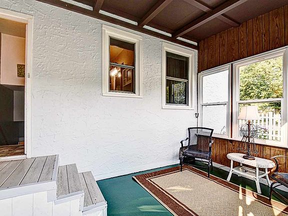 4th image of 1282 Desnoyers St