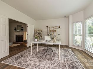 19516 Coachmans Trce, Cornelius, NC 28031