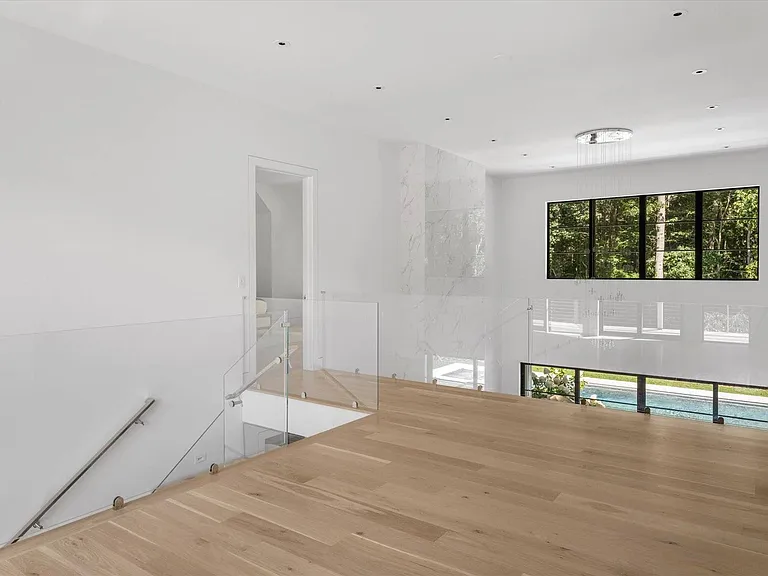 6 Sawmill Ln — Photo 25