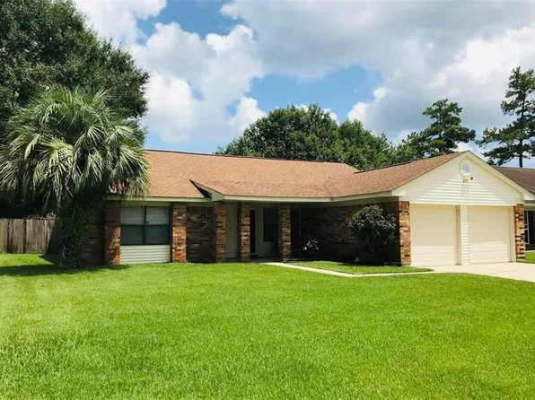 802 Lake Arthur Ct, Slidell, LA 70461