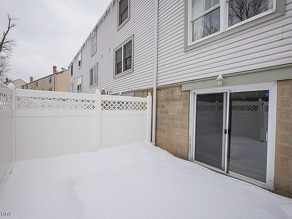 3rd image of 222 Regina Dr #E
