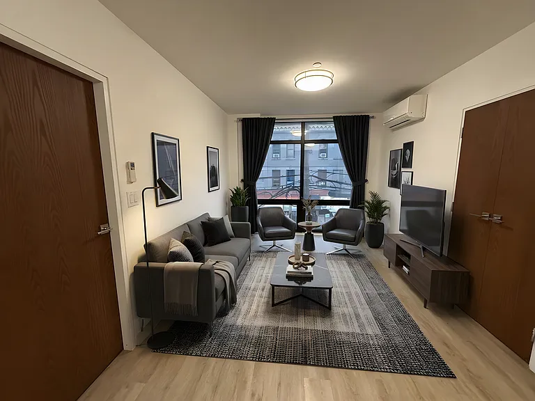 324 Stanhope St #203 — Photo 1