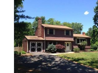 37 Rocky Brook Rd, Cranbury, NJ 08512