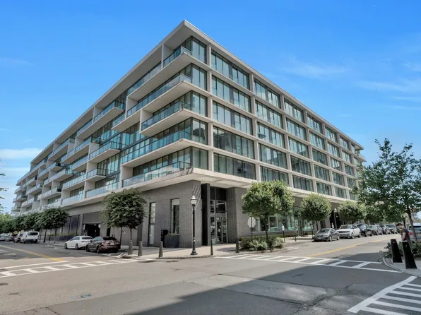 1200 Avenue At Port Imperial image 1 of 20