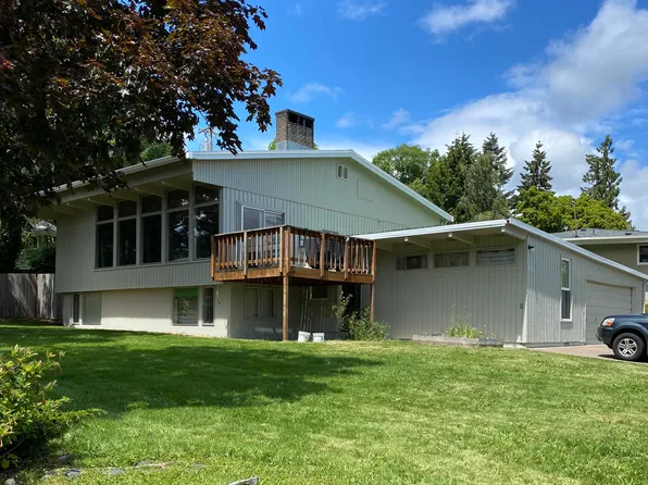 610 NW Merrie Dr, Corvallis, OR 97330