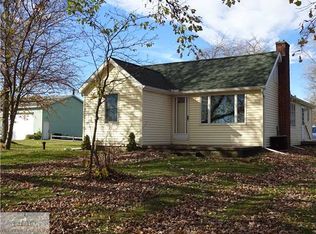 1137 Grovenburg Rd, Holt, MI 48842