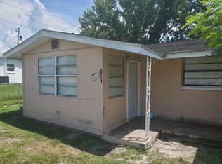 301-303 3rd Ter SW, Mulberry, FL 33860