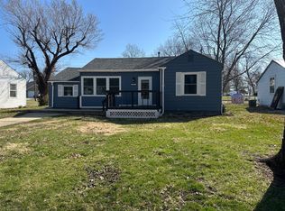 1311 Burnam Rd, Chillicothe, MO 64601
