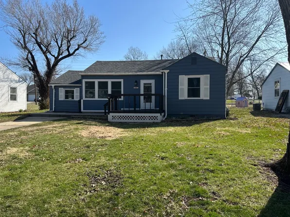 1311 Burnam Rd, Chillicothe, MO 64601