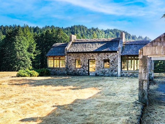 30th image of this home