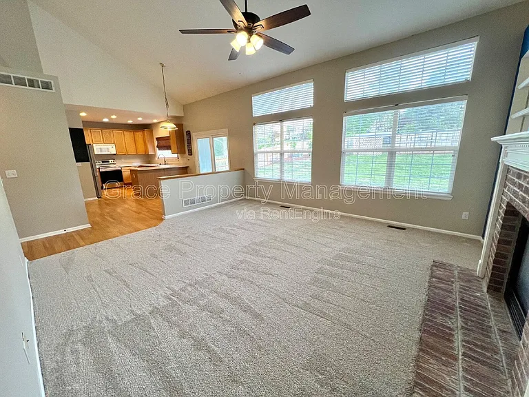 22192 Pebble Brook Ln — Photo 11