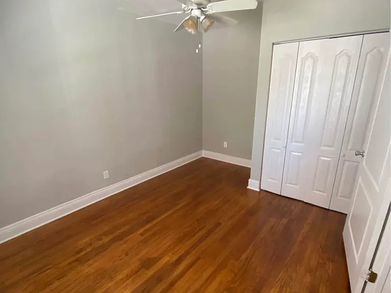 2043 E 12th Pl — Photo 11