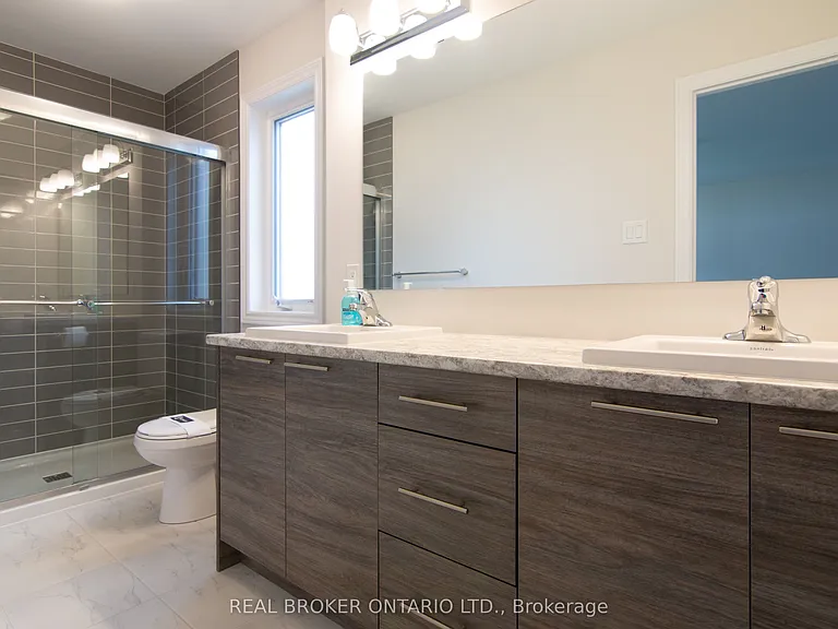 1022 Kijik Cres — Photo 20