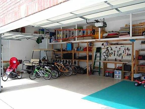 3 Car Garage