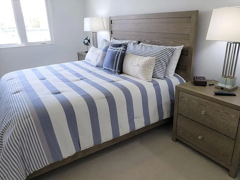 10 Harbour Isle Dr E #204 — Photo 14