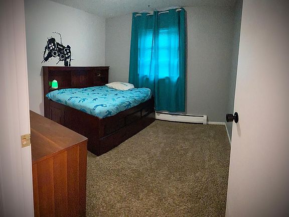 5th image of 1407 E Elm St