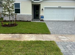 8666 Dahlia Cir, Port Saint Lucie, FL 34986
