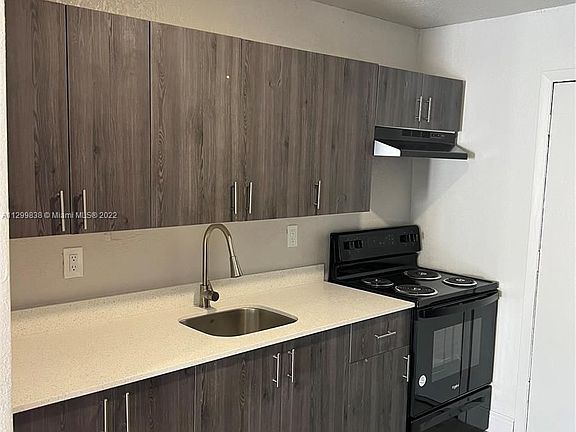 3rd image of 13150 Memorial Hwy #203
