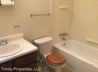 515 SW Buchanan St APT 1, Topeka, KS 66606