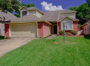 4843 Moonlight Dr, Willis, TX 77318