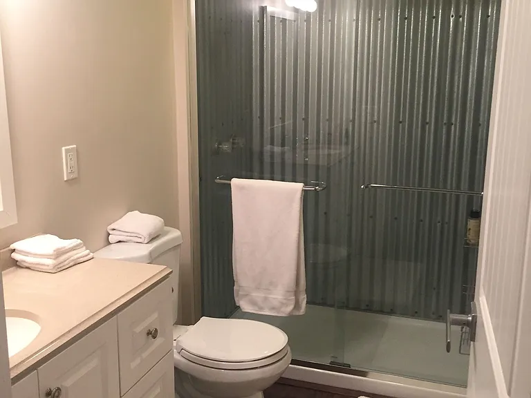104 Ferry St — Photo 18