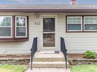 432 W 67th Ln, Merrillville, IN 46410