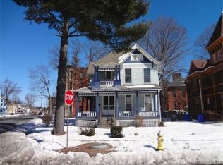 129 Buckingham St, Springfield, MA 01109