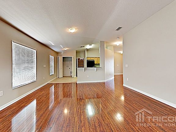 4th image of 7704 Carriage Pointe Dr