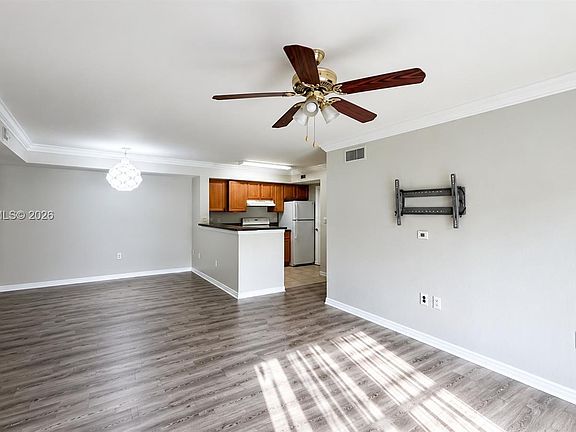 5th image of 15035 Michelangelo Blvd APT 103