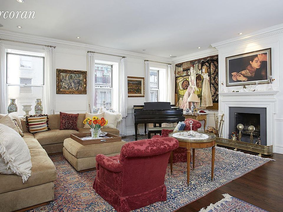 1st image of 4 E 82nd St APT 5F