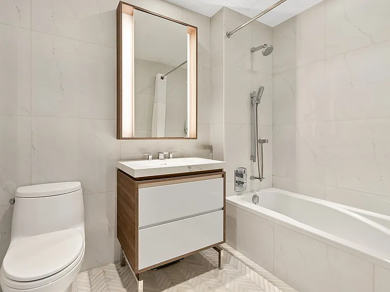 505 W 43rd St #7J — Photo 5