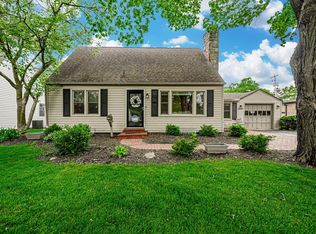 3218 Ainwick Rd, Columbus, OH 43221