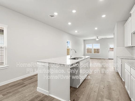 5th image of 450 Harrison Hope Dr