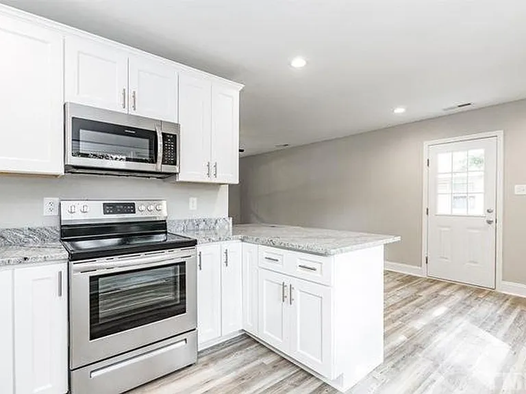 3113 Idlewood Village Dr — Photo 9
