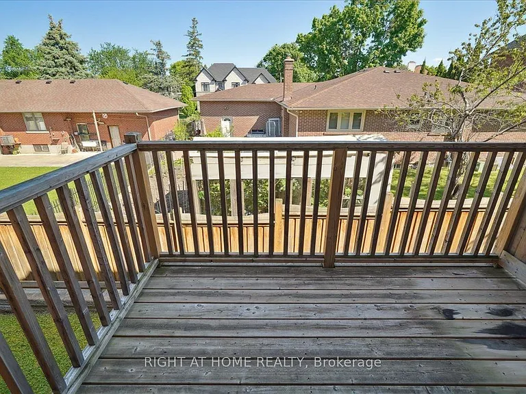 71 City Park Cir — Photo 9