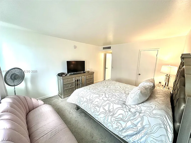 301 Golden Isles Dr #114 — Photo 14