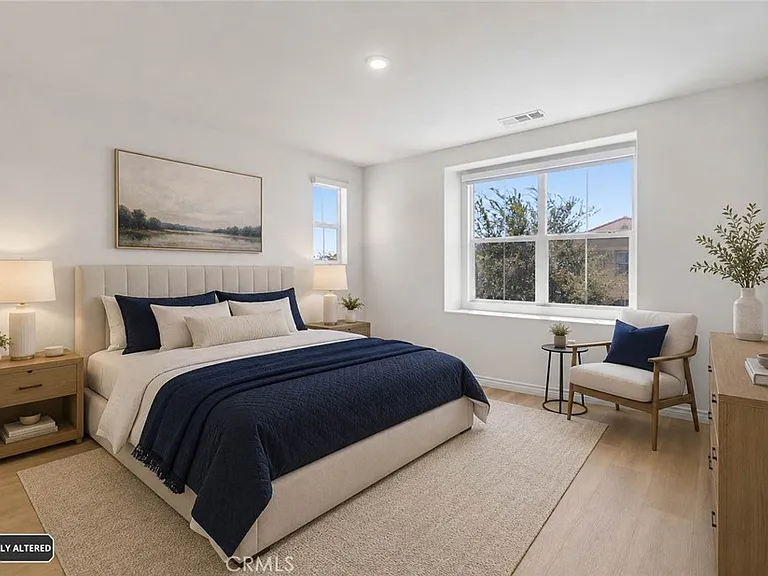 2811 E Kendall Ln — Photo 19