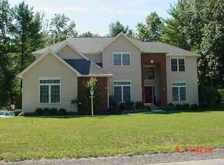11 Arrowhead Park, Clifton Park, NY 12065