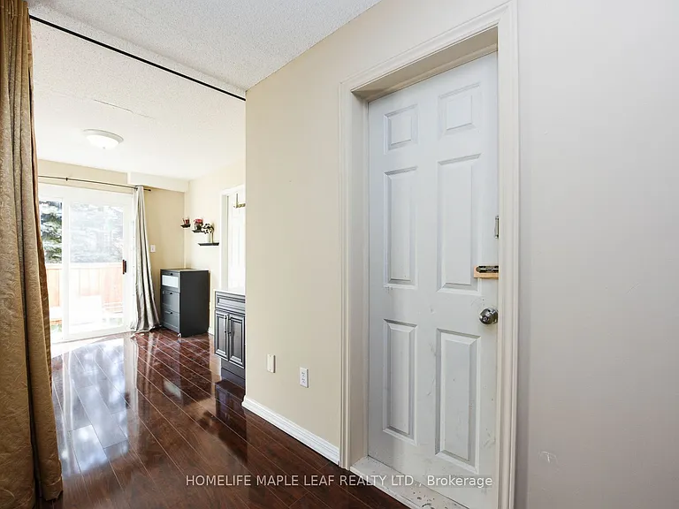 2 Clay Brick Ct E #88 — Photo 9