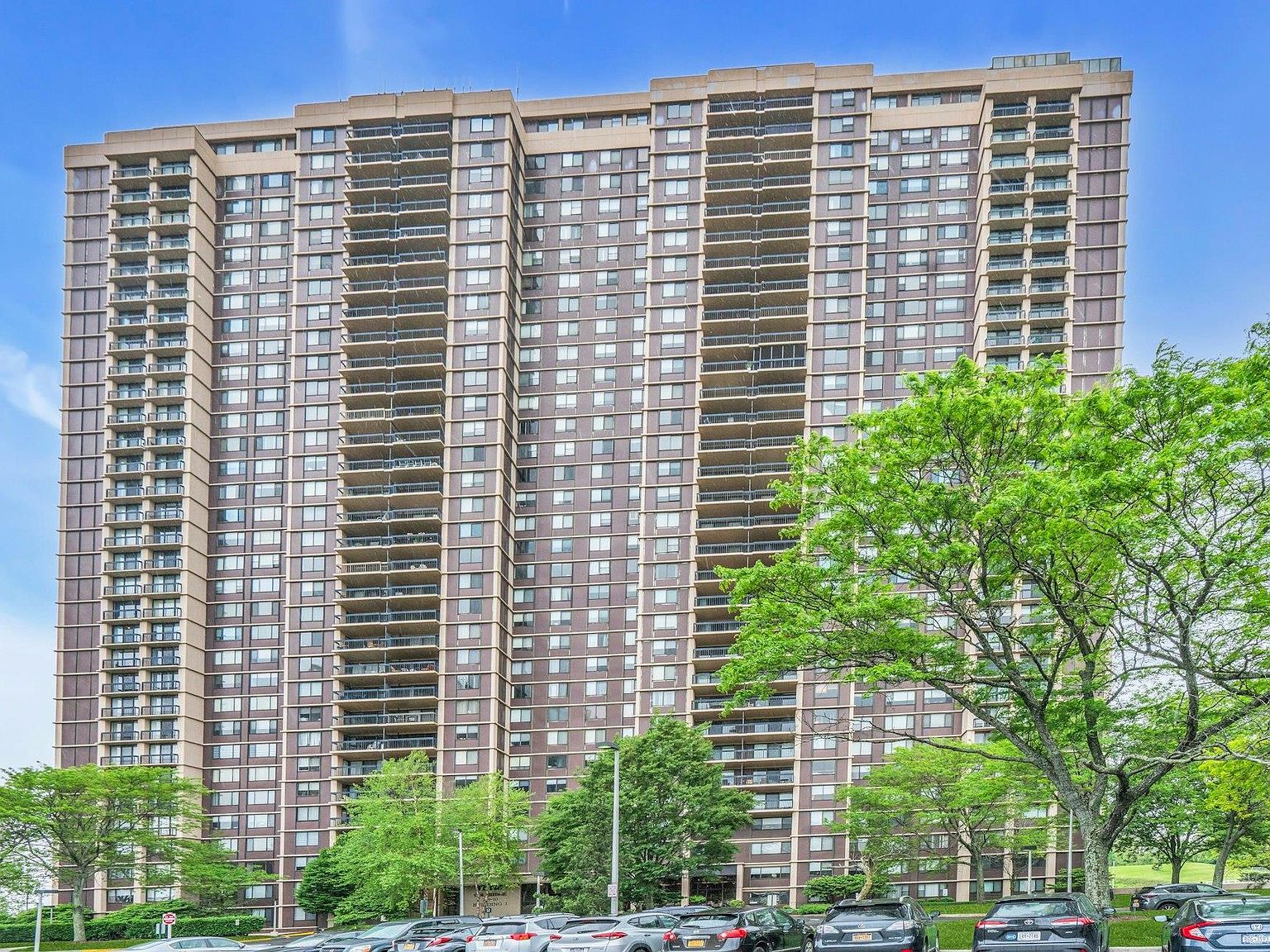 269-10 Grand Central Parkway #32P