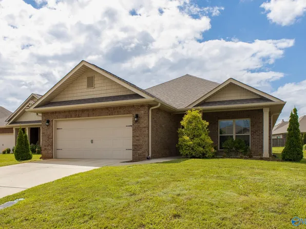 306 Addison Ct, New Market, AL 35761