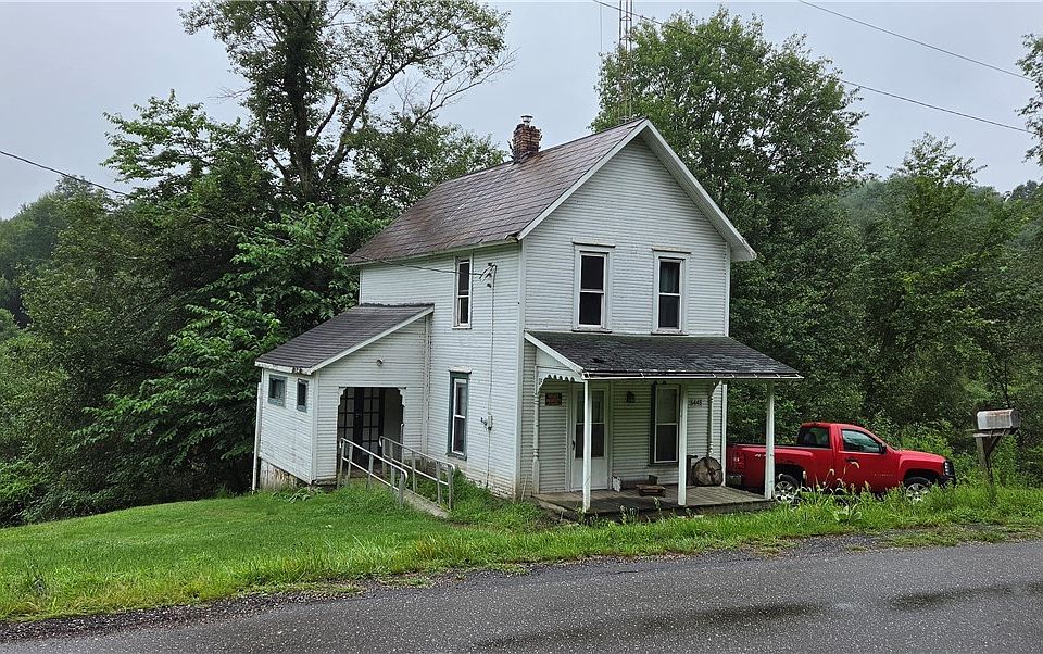 1st image of 6448 Lindentree Rd NE