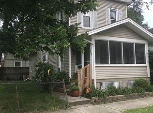1102 S Lee St, Bloomington, IL