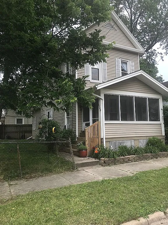 1102 S Lee St photo 1