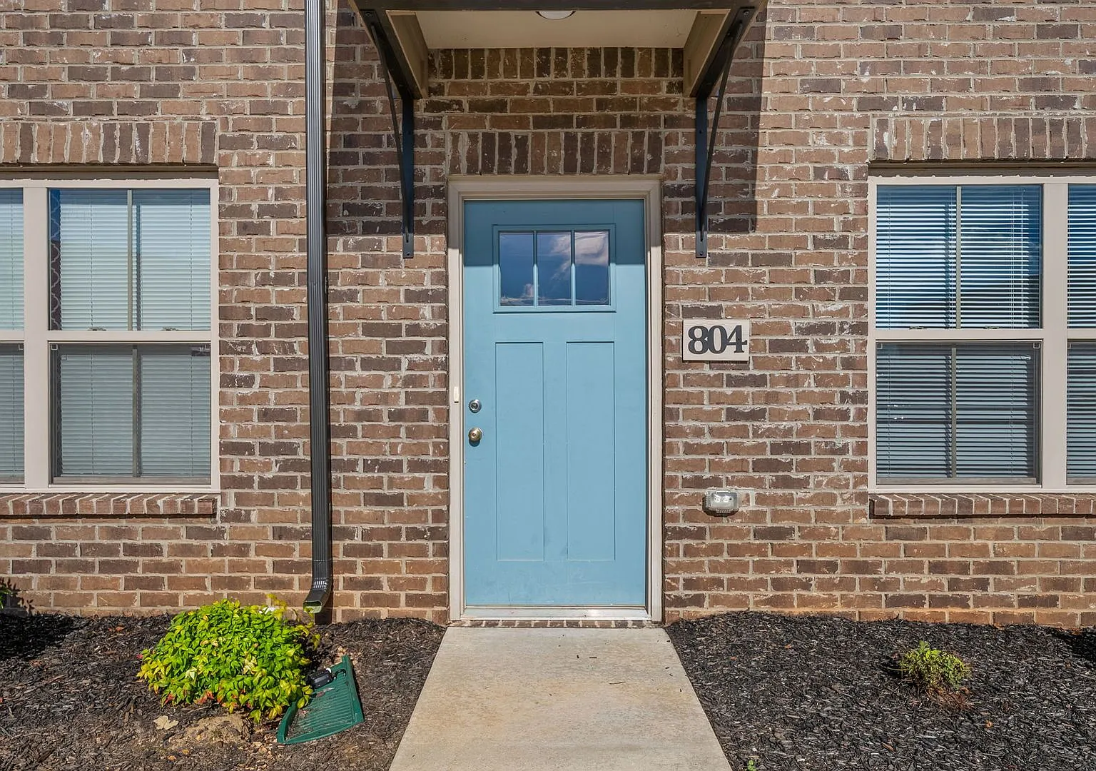 Welcome to Peachers Place — Photo 1