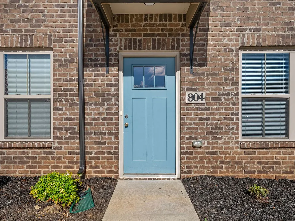 1000 Henry Place Blvd #804
