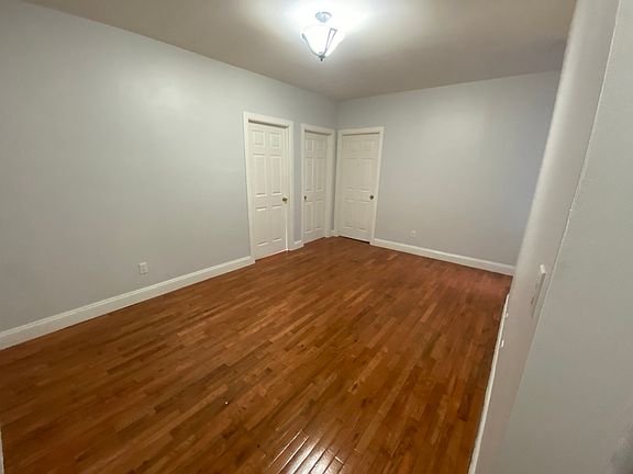 3rd image of 561 W 179th St APT 2B