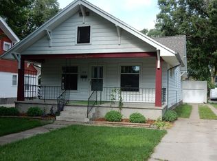 715 N 10th St, Beatrice, NE 68310