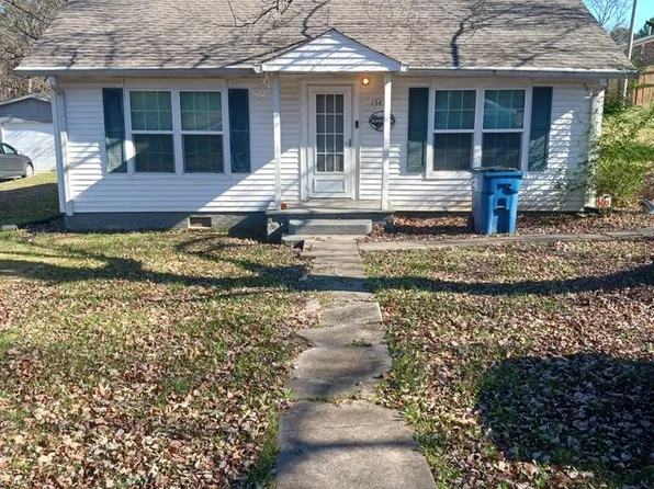 134 N Church Ave, Camden, TN 38320