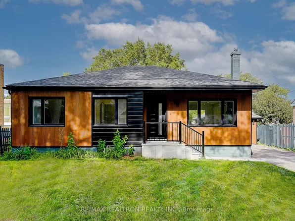 163 Maurice Dr, Oakville, ON L6K 2W8